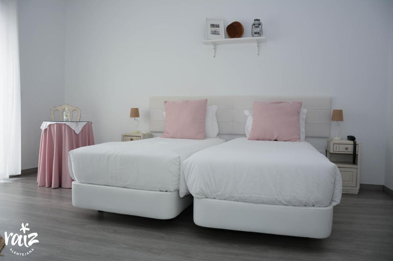 Bed and Breakfast Raiz Alentejana Регенгуш-де-Монсараш Екстер'єр фото
